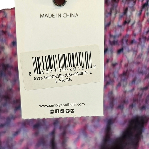 NWT Simply Southern Pink Paisley Smocked Top With Ruffle Hem Size Large Coastal - Picture 12 of 13